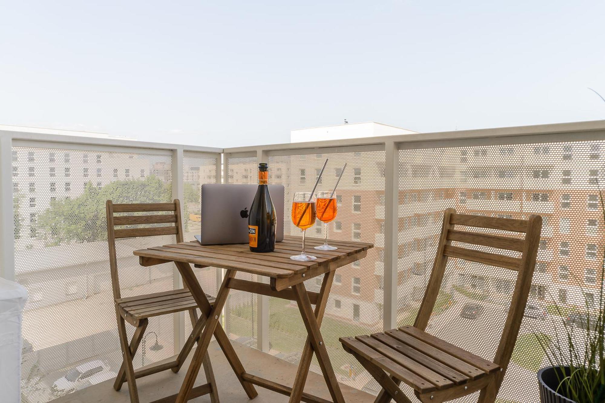 Lumina Premium For A Family Apartment *